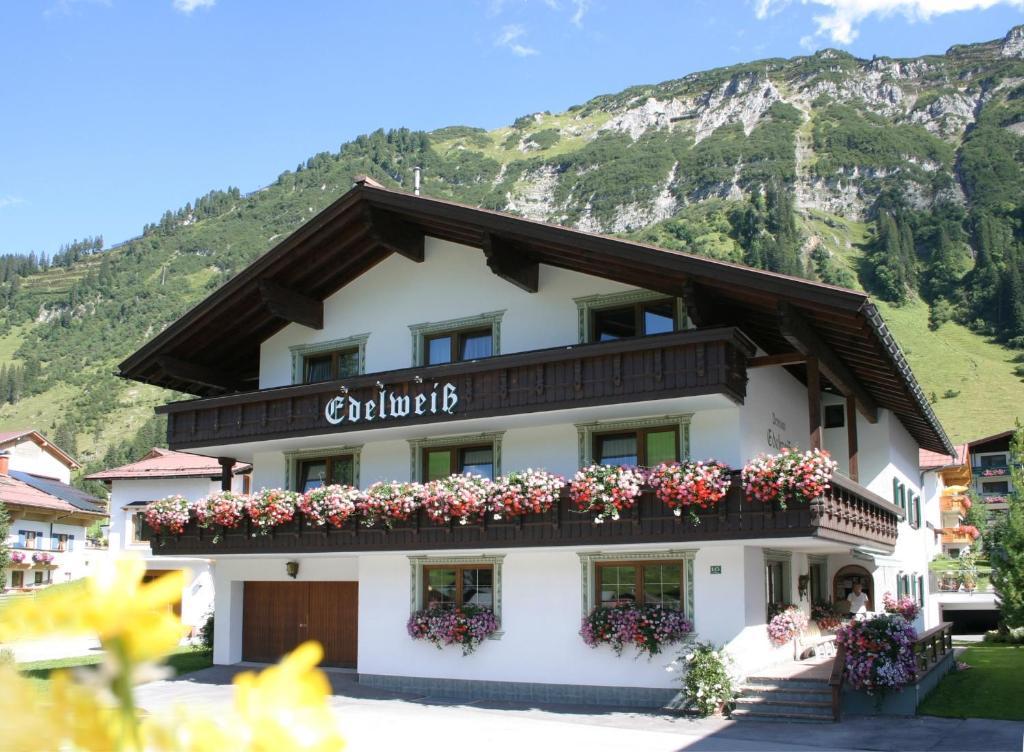 Hotel Garni Edelweiss Lech Extérieur photo