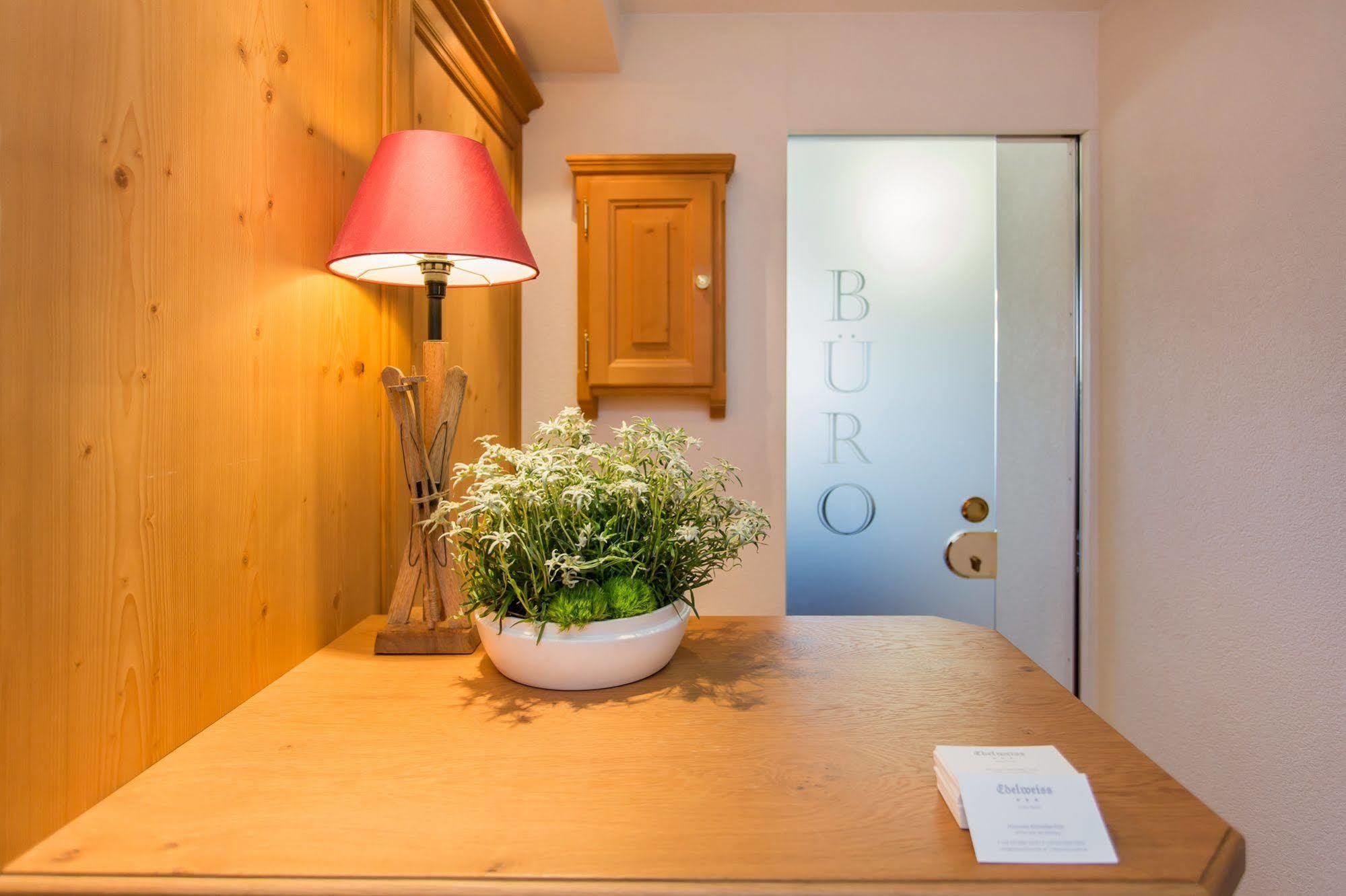 Hotel Garni Edelweiss Lech Extérieur photo